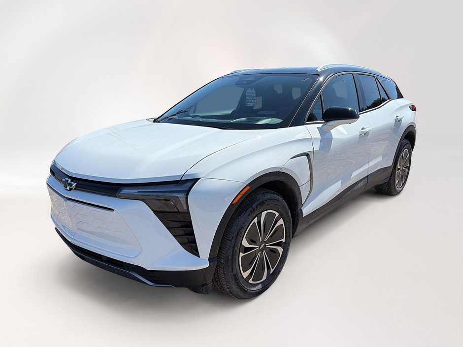 2025 Chevrolet Blazer EV LT in La Malbaie, Quebec - w940px