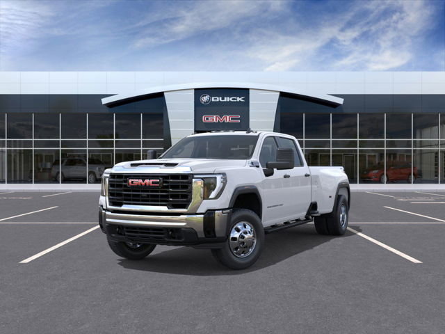 2025 GMC Sierra 3500 HD PRO DRW in La Malbaie, Quebec - w940px