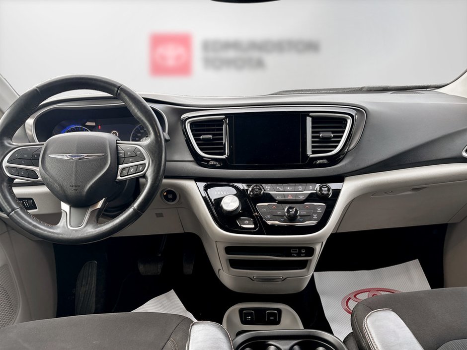 2020 Chrysler PACIFICA TOURING Touring-8