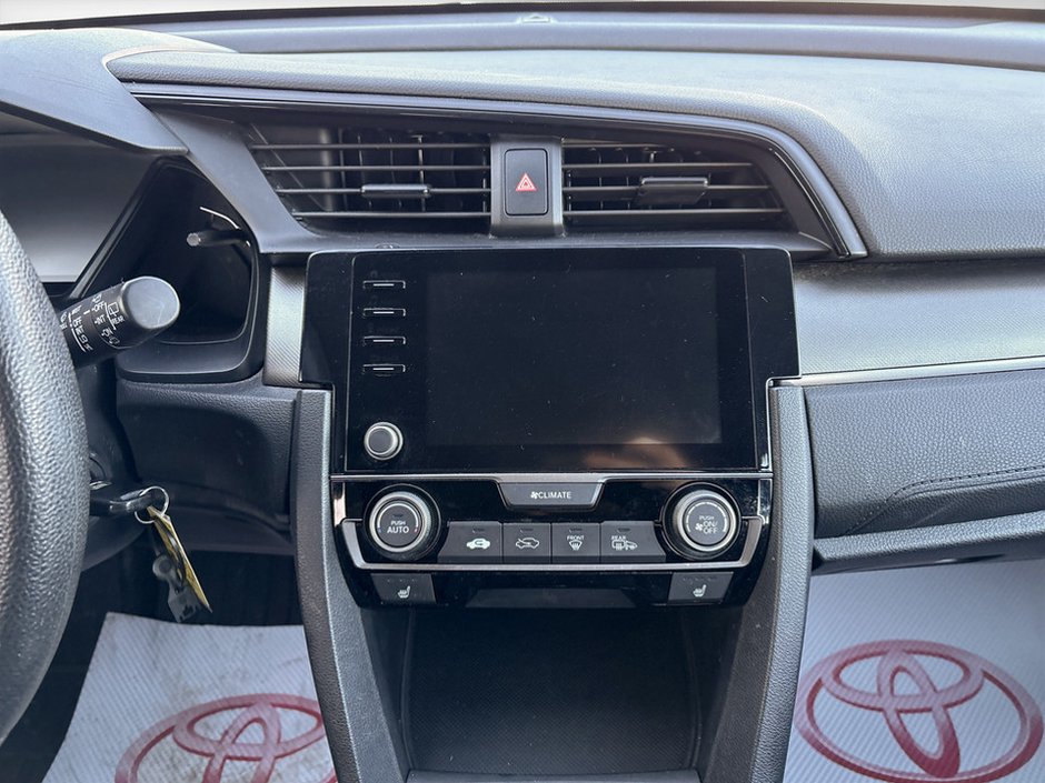 2019 Honda CIVIC HB LX-8