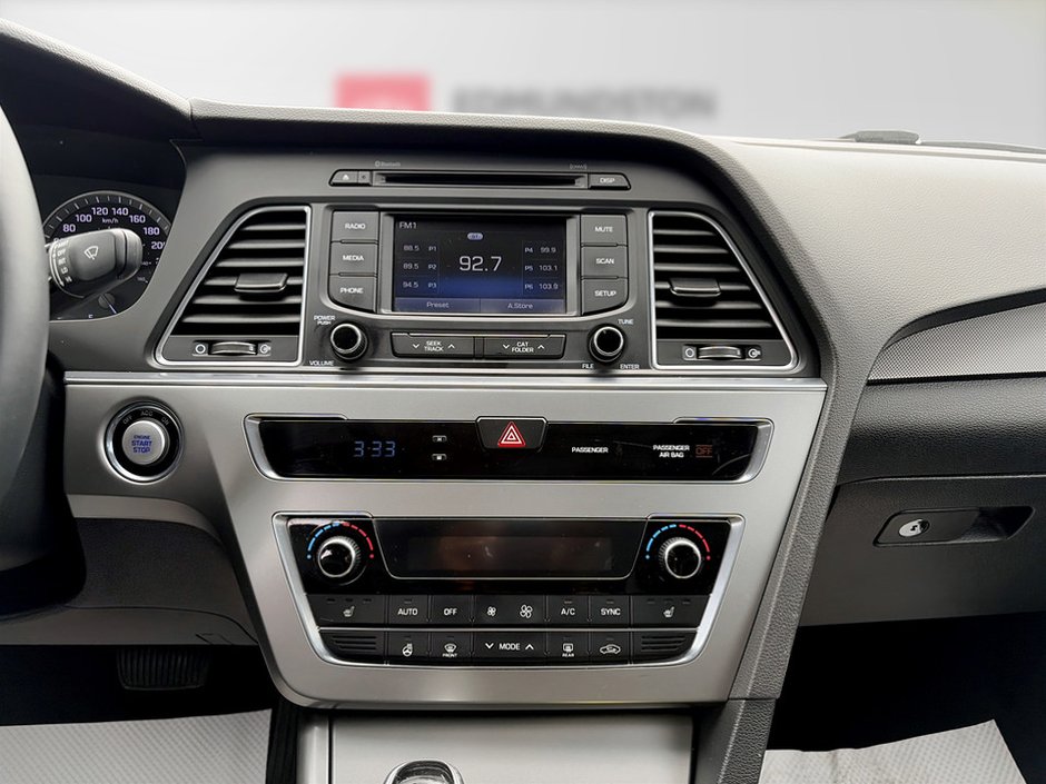 Hyundai Sonata 2.4L Sport 2015-9