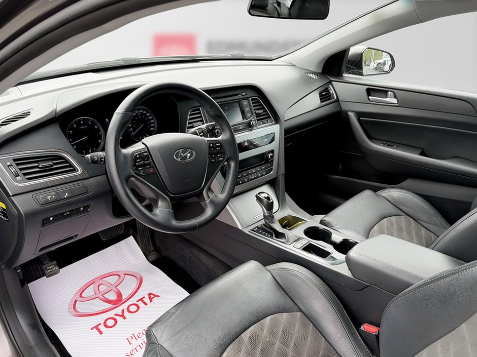 Hyundai Sonata 2.4L Sport 2015-11