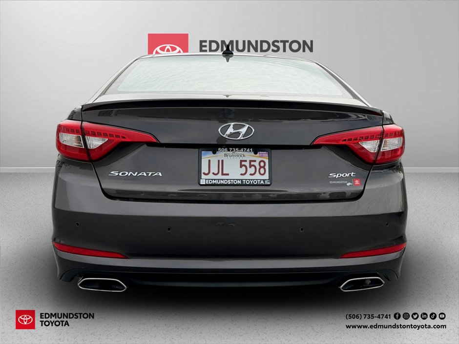 Hyundai Sonata 2.4L Sport 2015-3