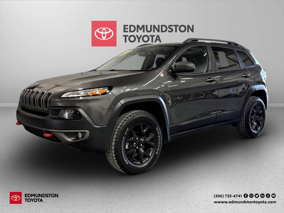 2015 Jeep CHEROKEE Trailhawk-0