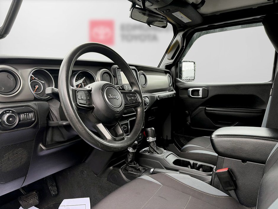 2021 Jeep WRANGLER Sport-10