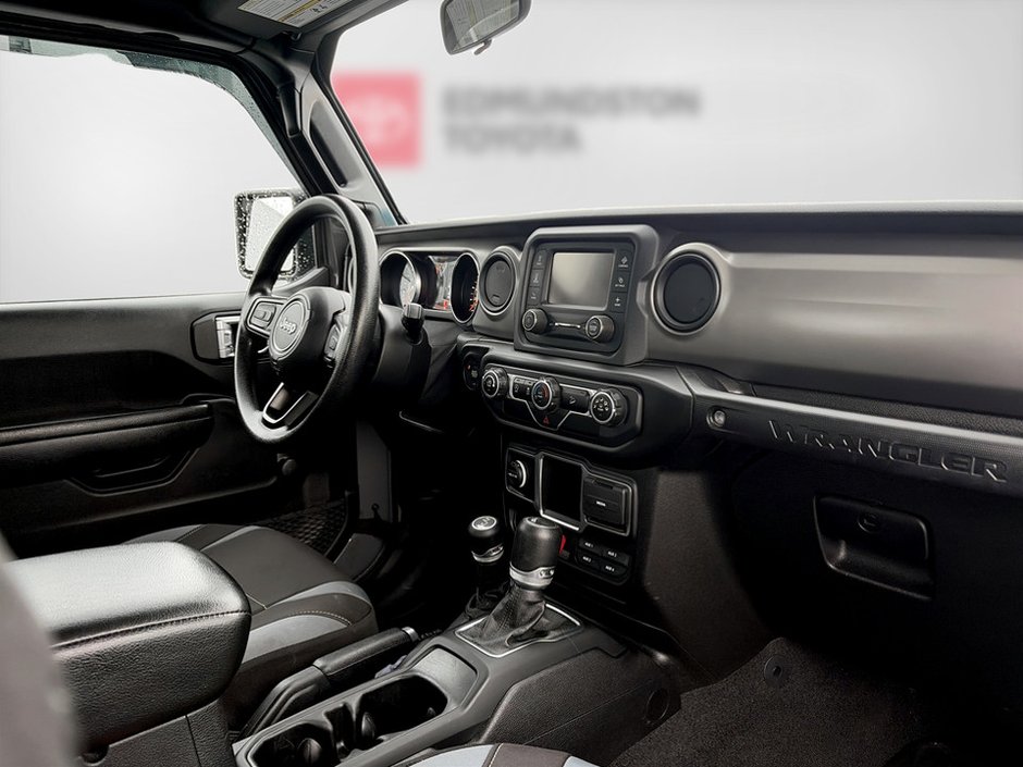 2021 Jeep WRANGLER Sport-6