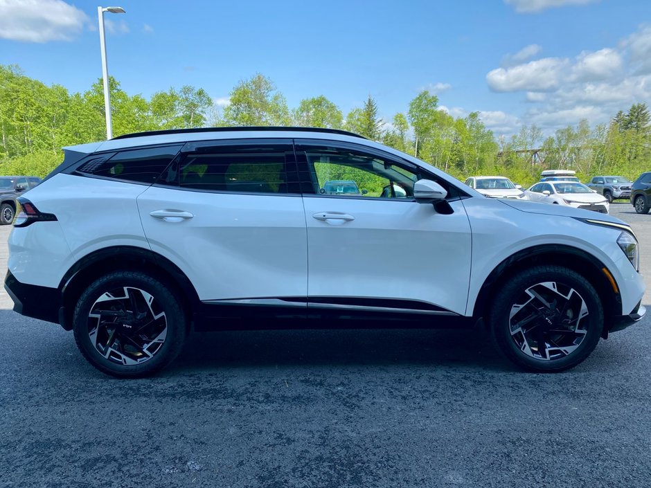 Kia Sportage EX Premium  2023-4