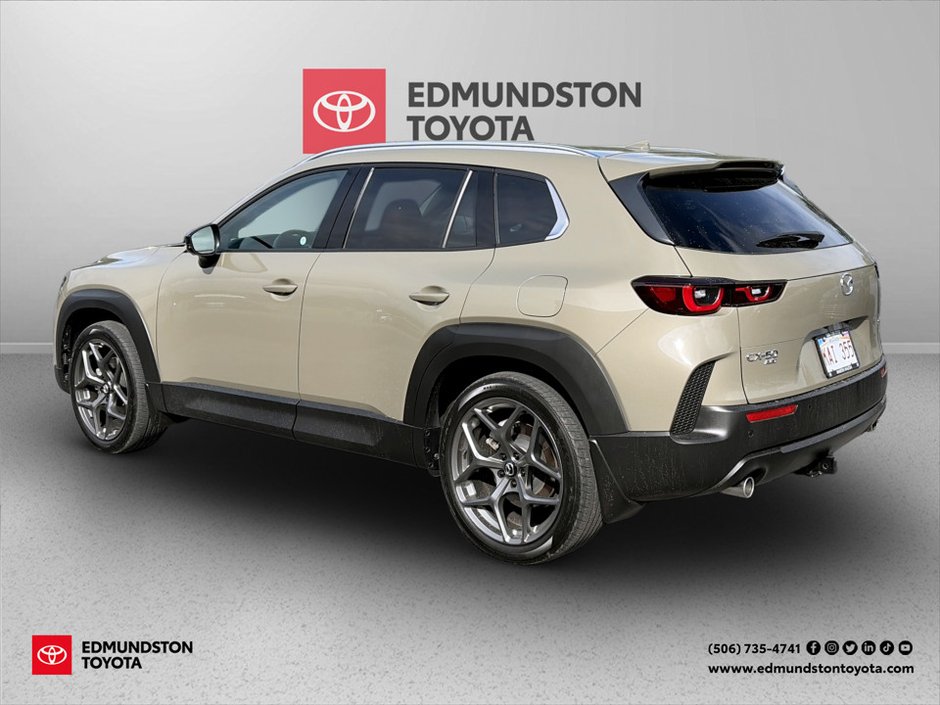 2023 Mazda CX-50 GT-2