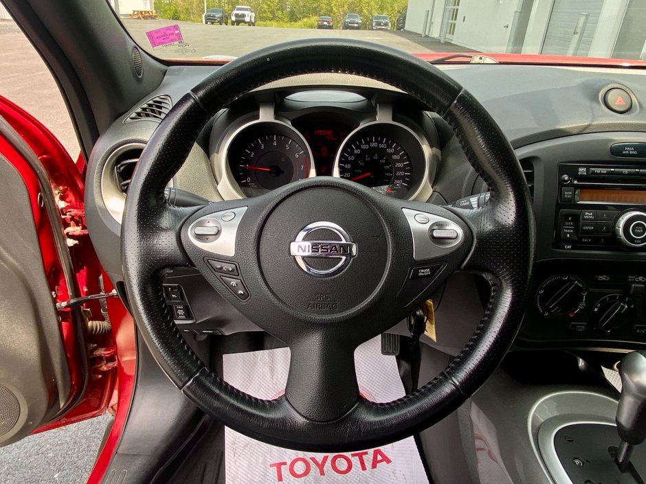 2012 Nissan JUKE S/SV/SL S-10