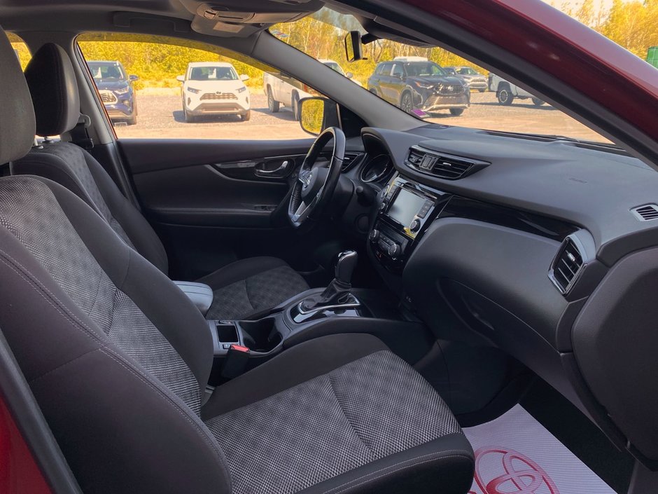 2020 Nissan QASHQAI SV-17