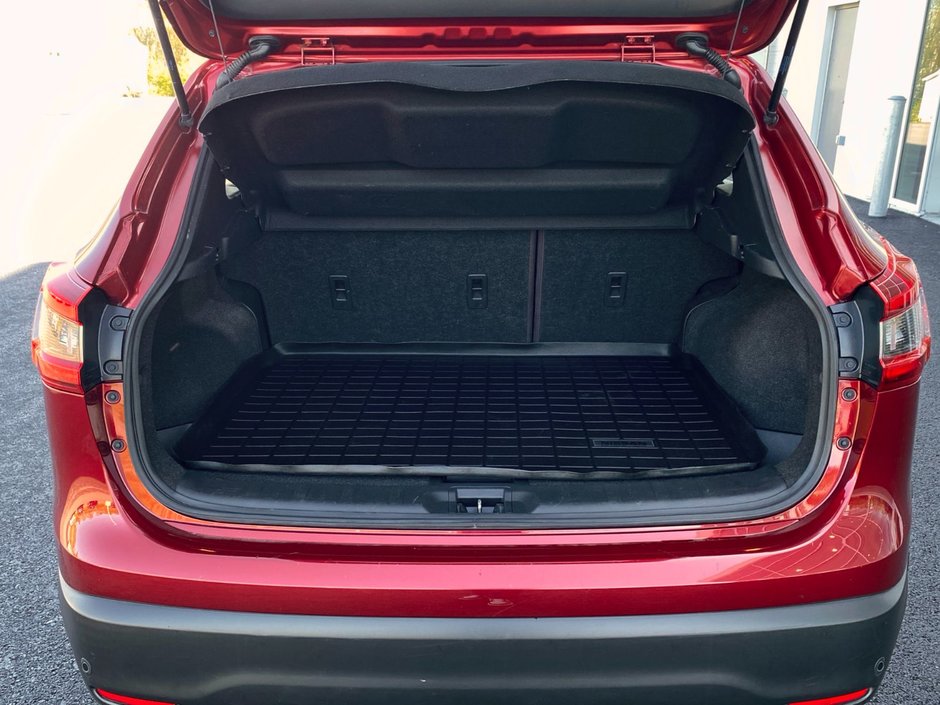 2020 Nissan QASHQAI SV-16