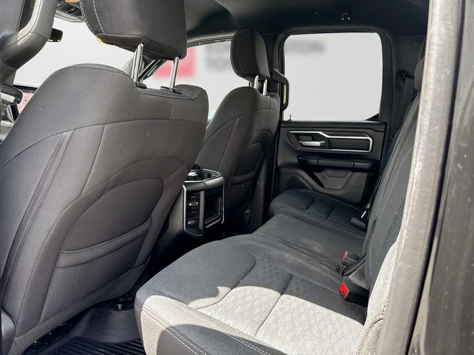 2025 Ram 1500 Big Horn-12
