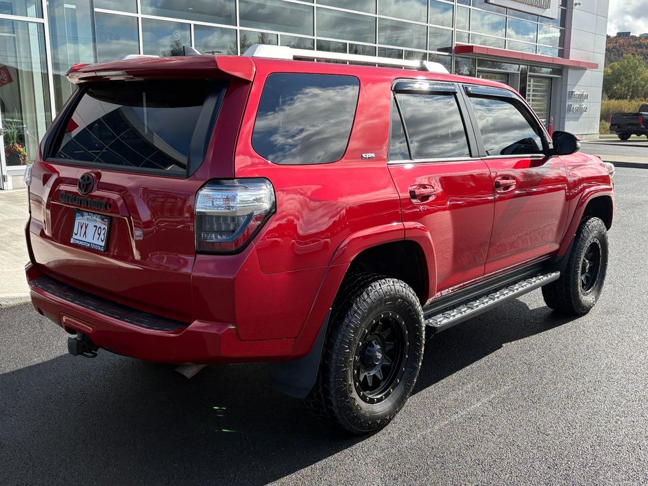 2016 Toyota 4RUNNER SR5 SR5-4