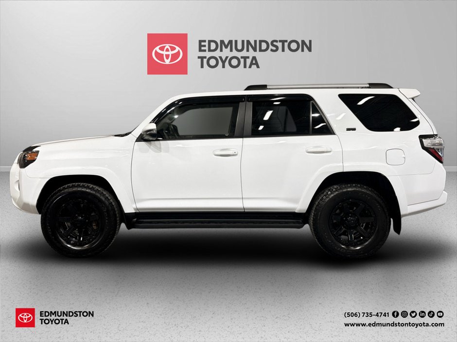2021 Toyota 4RUNNER-1