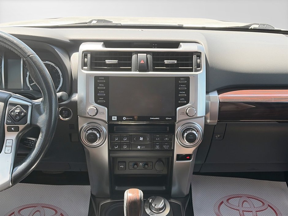 2021 Toyota 4RUNNER-10