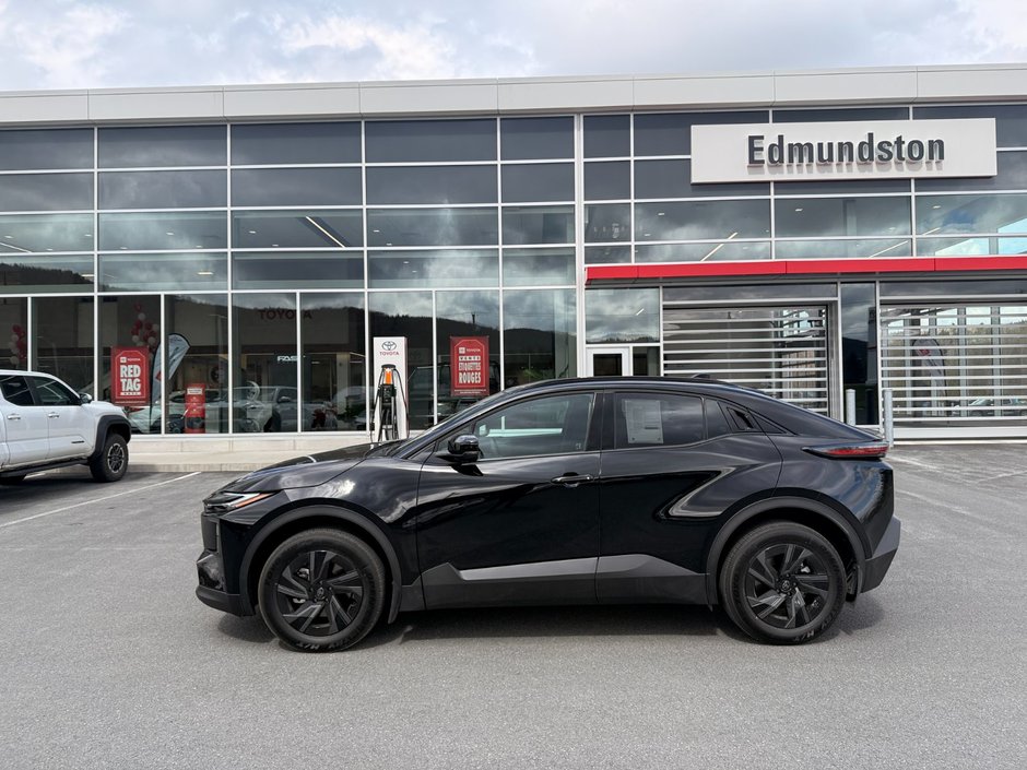 2026 Toyota C-HR SE SE-1