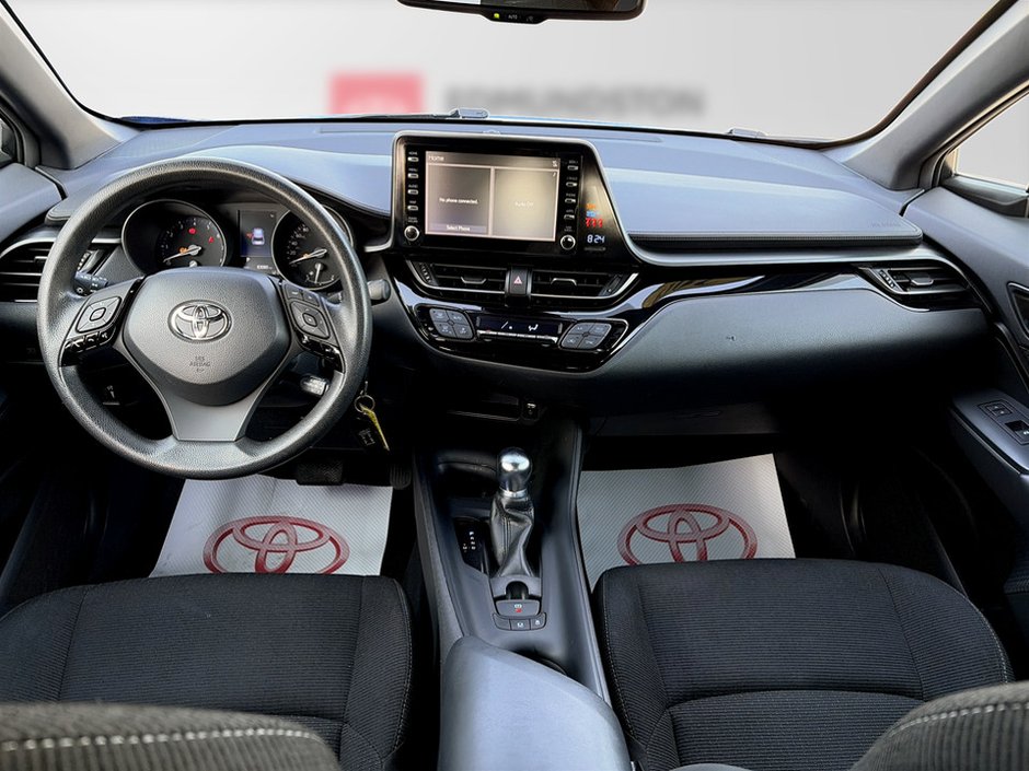 Toyota C-HR XLE PREMIUM  2019-10
