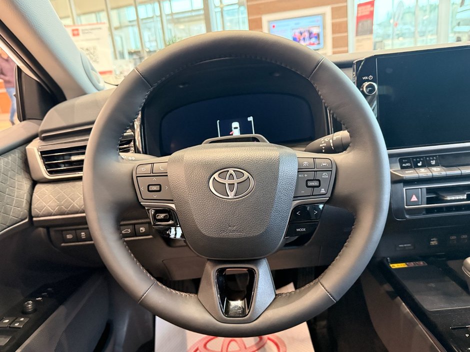 2026 Toyota Camry Hybrid BLACK INTERIOR - PREMIUM COLOUR-10