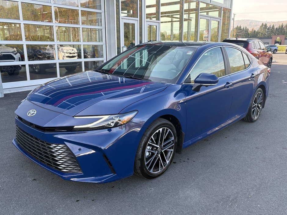 2025 Toyota CAMRY HYBRIDE XLE AWD XLE-0