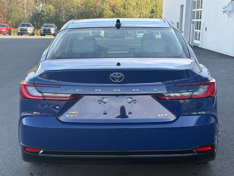 2025 Toyota CAMRY HYBRIDE XLE AWD XLE-5