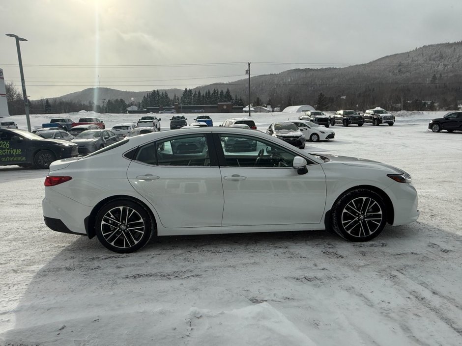 2026 Toyota CAMRY HYBRIDE XLE AWD XLE-4