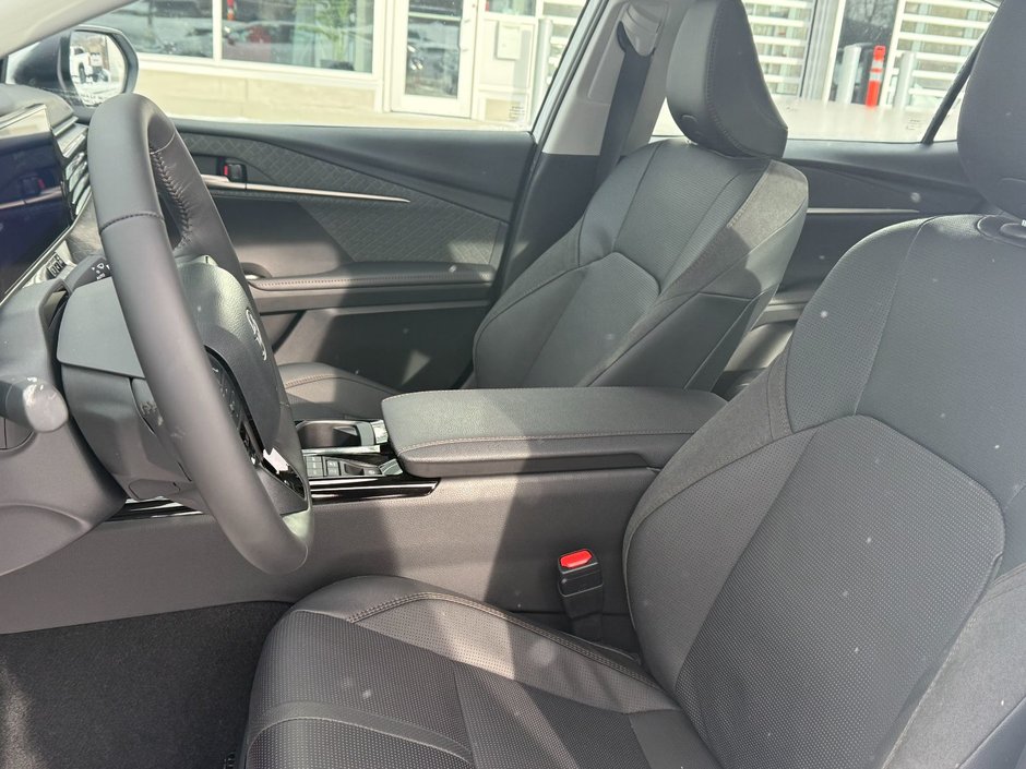 2026 Toyota CAMRY HYBRIDE XLE AWD XLE-12