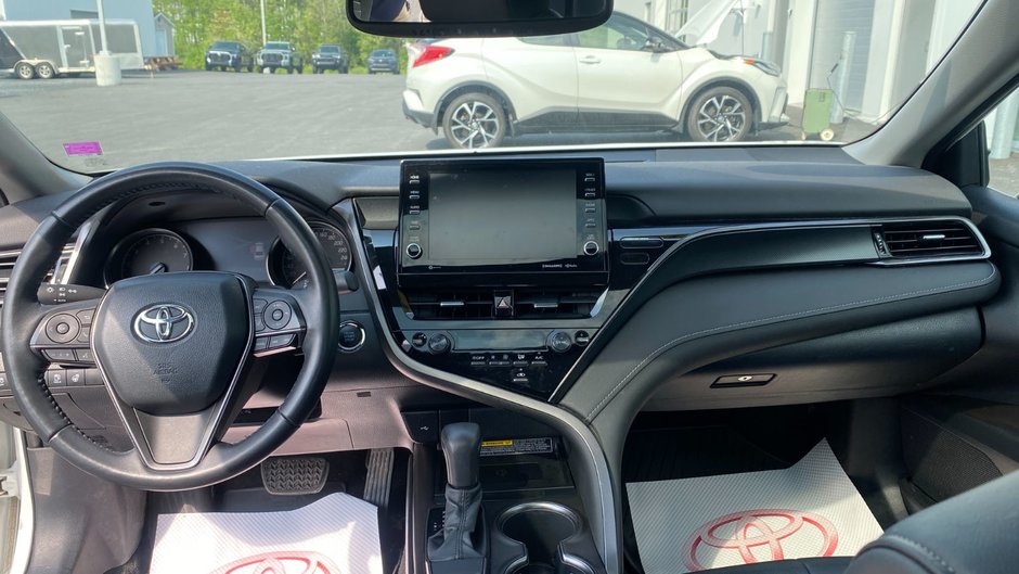 Toyota CAMRY SE AWD SE 2021-10