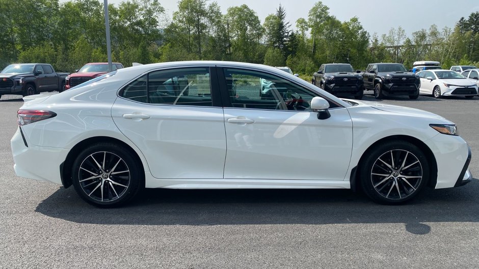 Toyota CAMRY SE AWD SE 2021-3