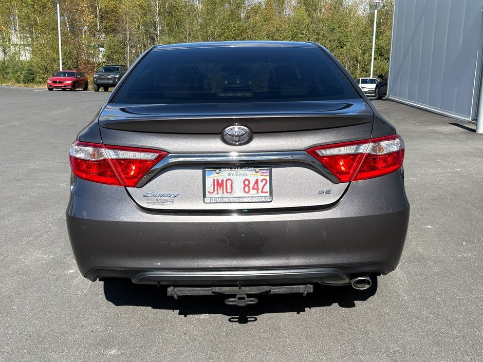 Toyota CAMRY SE 2016-5