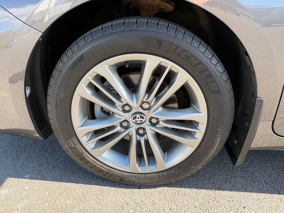 Toyota CAMRY SE 2016-8