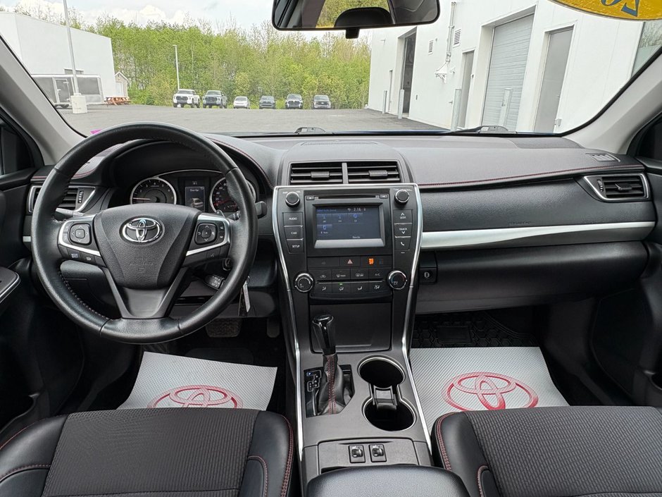 2017 Toyota Camry SE SE-11
