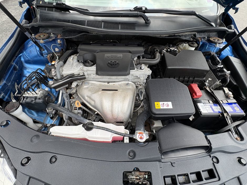 2017 Toyota Camry SE SE-18