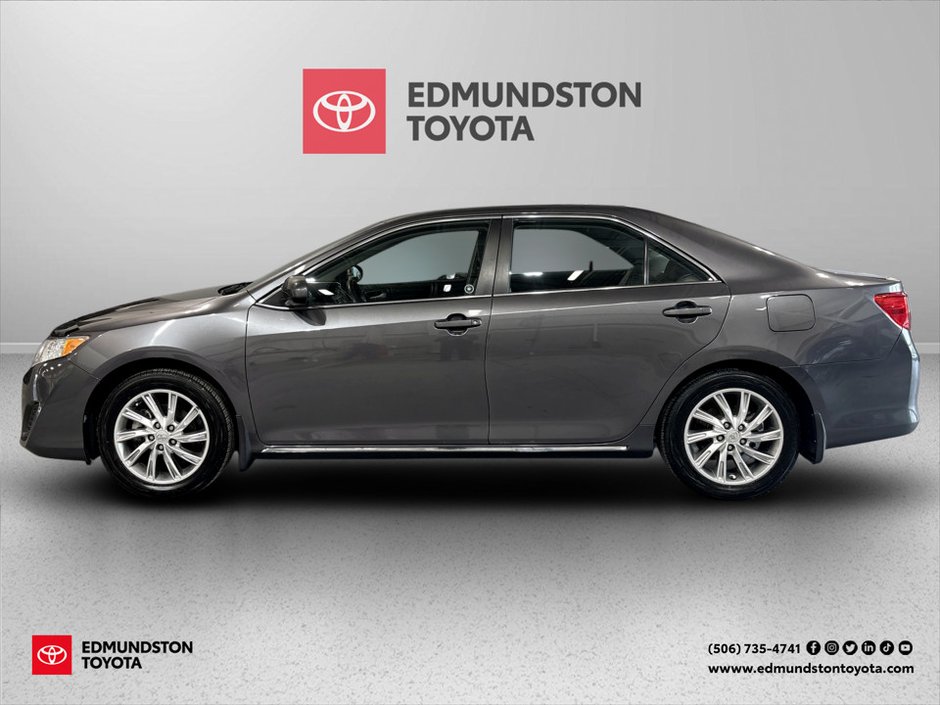 2014 Toyota CAMRY LE-1