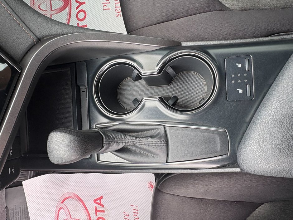 2019 Toyota Camry LE-15