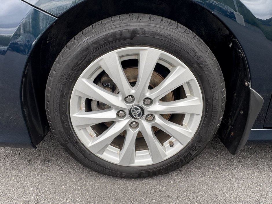 2019 Toyota Camry LE-8