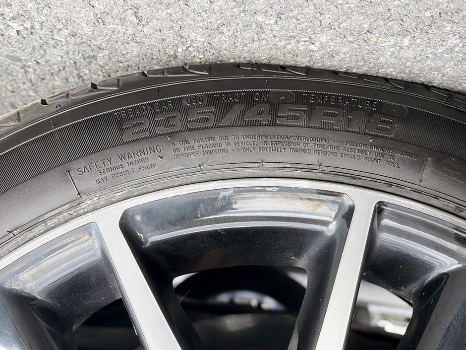 Toyota CAMRY SE 2024-6