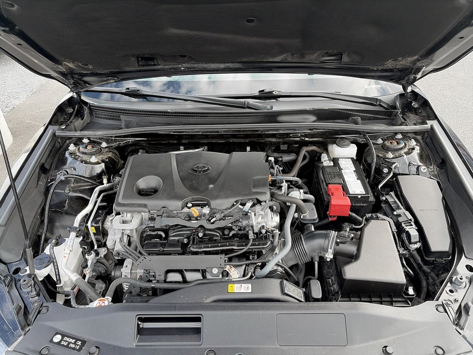 Toyota CAMRY SE 2024-15