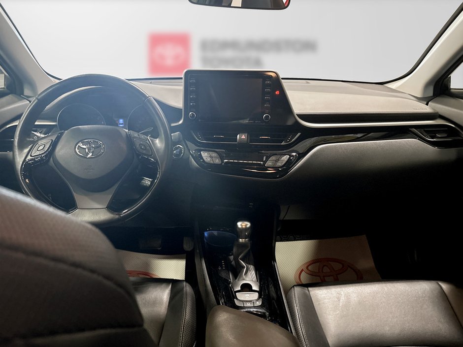 2021 Toyota CH-R-10