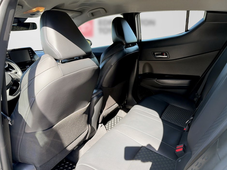 2021 Toyota CHR-12