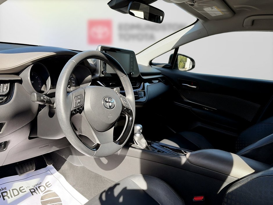2021 Toyota CHR-11