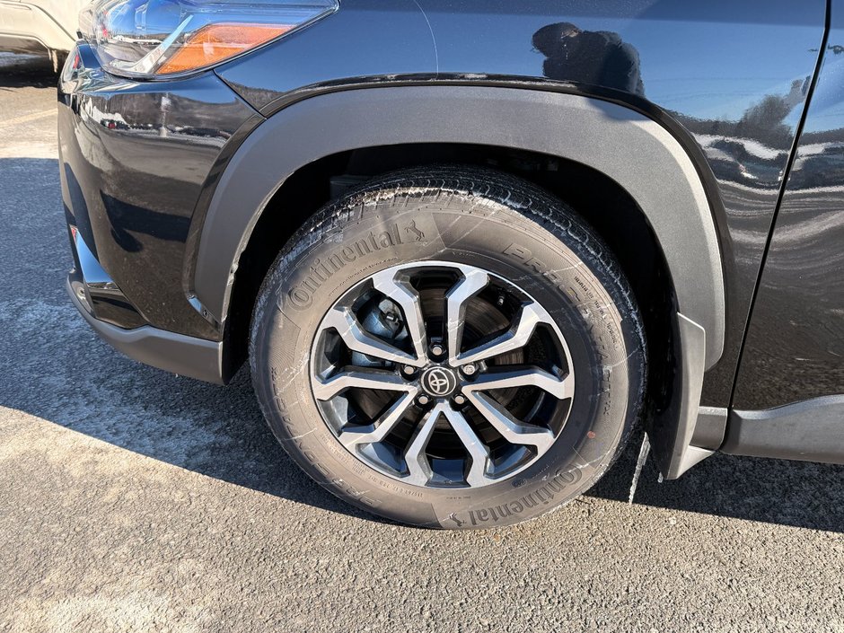 2025 Toyota COROLLA CROSS HYBRIDE SE AWD Hybrid SE-5