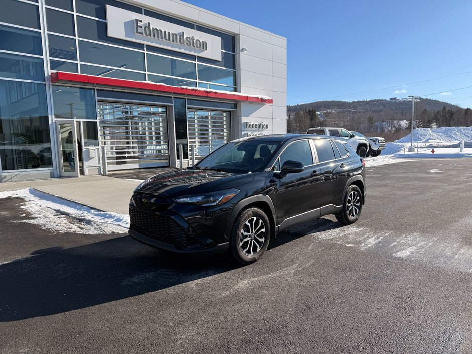 2025 Toyota COROLLA CROSS HYBRIDE SE AWD Hybrid SE-0