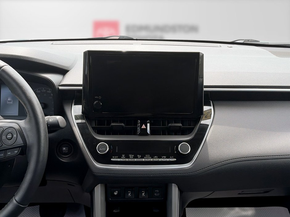 2024 Toyota COROLLA CROSS LE PREMIUM LE-10