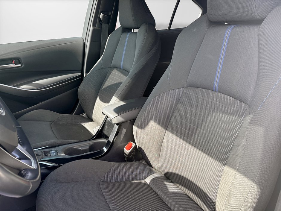 Toyota COROLLA FWD  2022-9