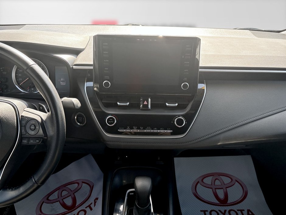 Toyota COROLLA FWD  2022-8