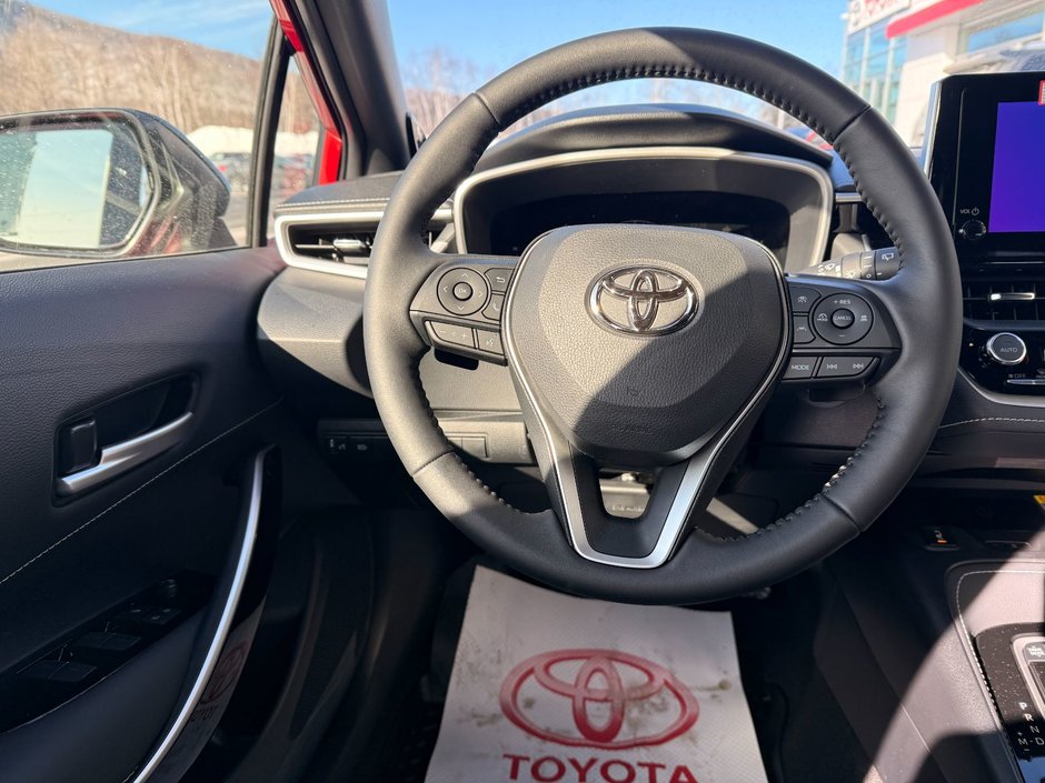 2026 Toyota COROLLA HATCHBACK CVT-7