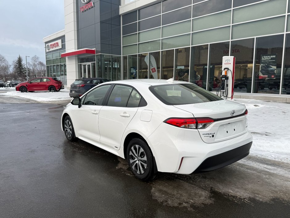 Toyota COROLLA HYBRIDE LE AWD Hybrid LE 2026-2