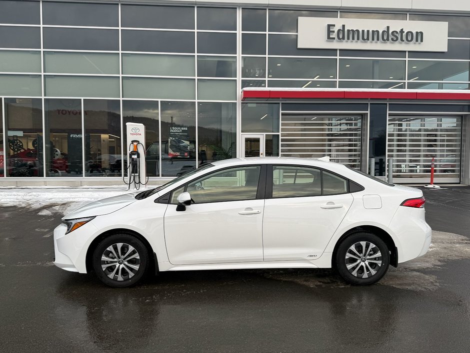 Toyota COROLLA HYBRIDE LE AWD Hybrid LE 2026-1