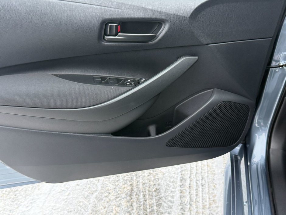 2026 Toyota COROLLA LE CVT LE-8