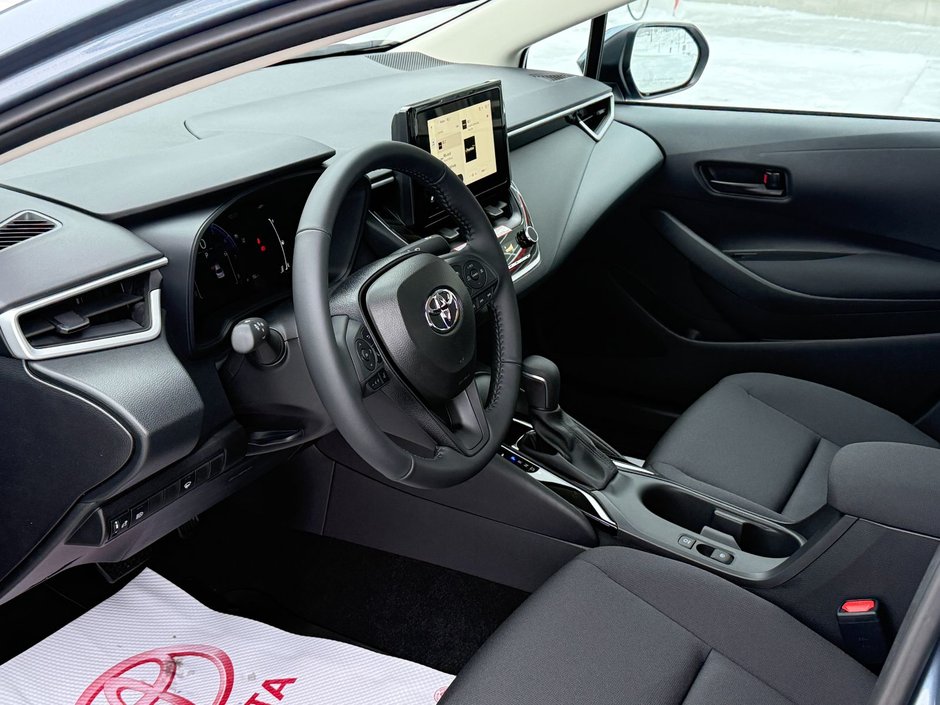 2026 Toyota COROLLA LE CVT LE-7